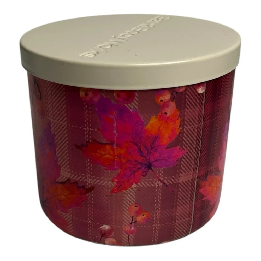 Bath & Body Works this candle
